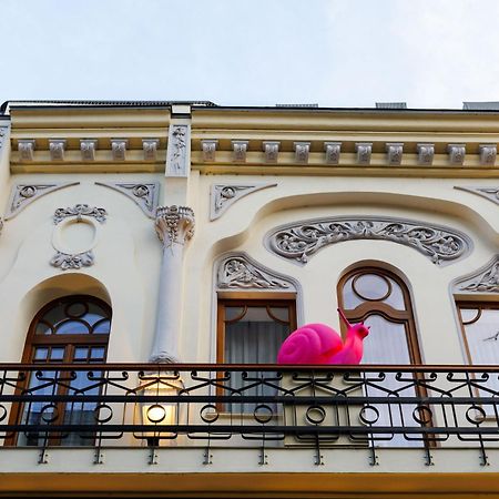 Old Town Snail Design Apartments بوخارست المظهر الخارجي الصورة